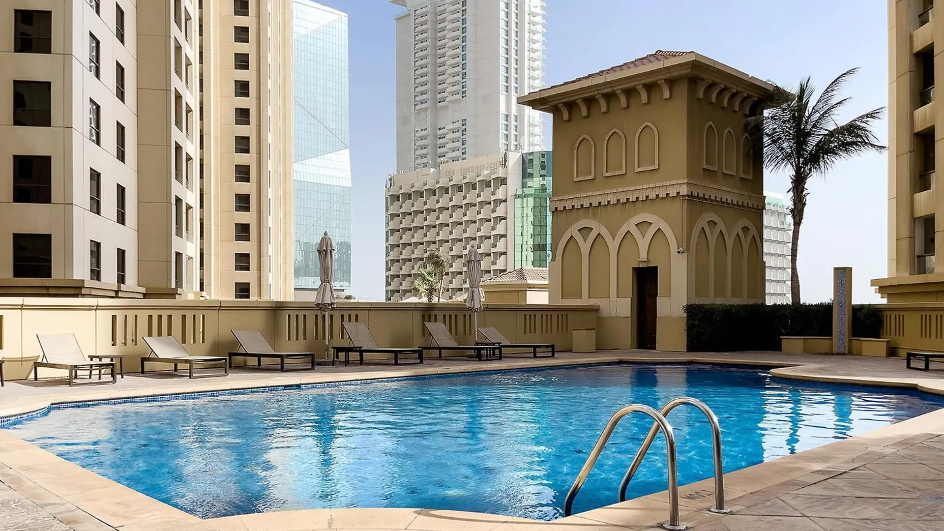 Berloga Capsule Hotel Jbr Dubai United Arab Emirates